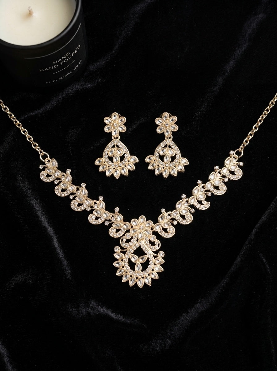 Aradhya Necklace Set