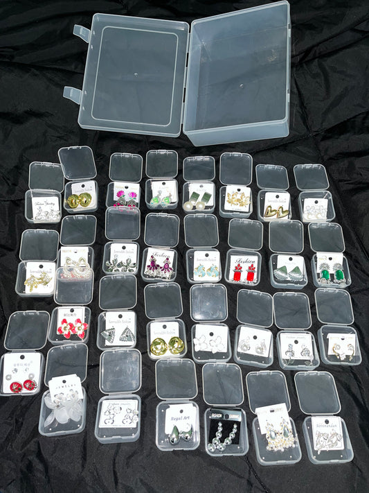 30 Earrings Gift Box