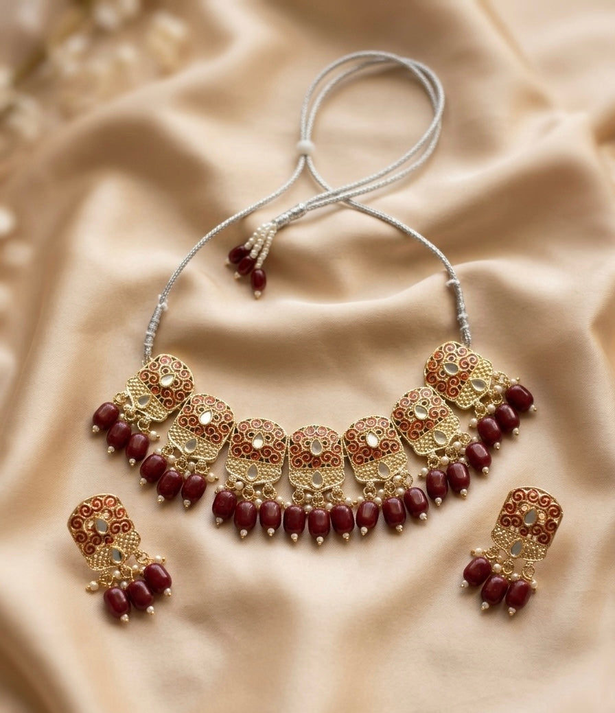 Kavita Necklace Set